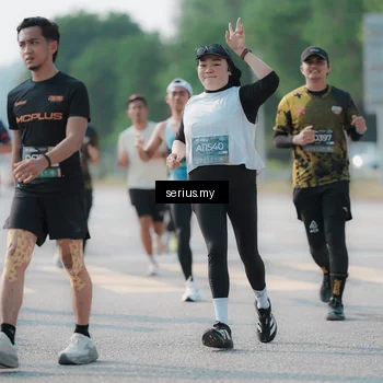 Runner Photo 6422324
