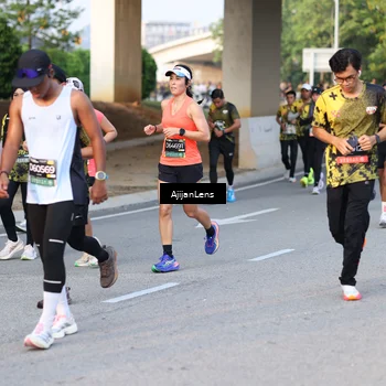 Runner Photo 6422359