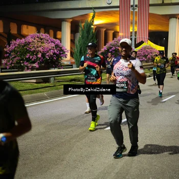 Runner Photo 6422379