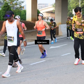 Runner Photo 6422380