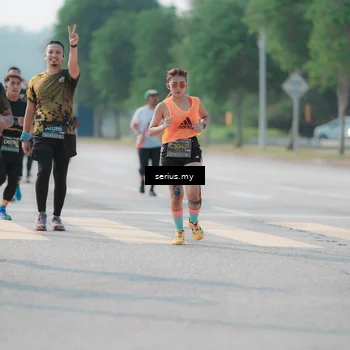 Runner Photo 6422388