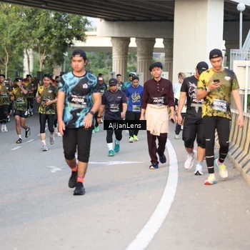 Runner Photo 6422401
