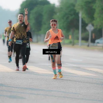 Runner Photo 6422409