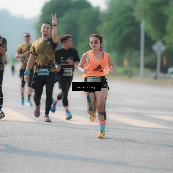 Runner Photo 6422414