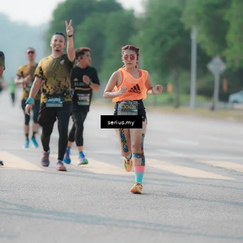 Runner Photo 6422418