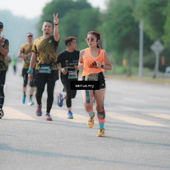 Runner Photo 6422431
