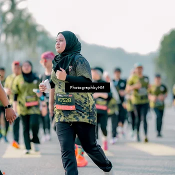 Runner Photo 6422453