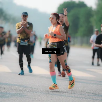 Runner Photo 6422462