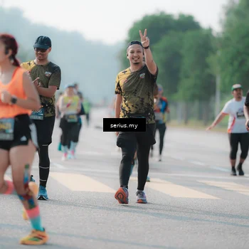 Runner Photo 6422463