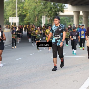 Runner Photo 6422466
