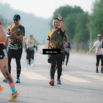 Runner Photo 6422468