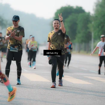 Runner Photo 6422470