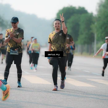 Runner Photo 6422472