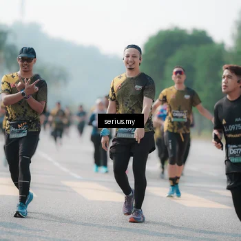 Runner Photo 6422502