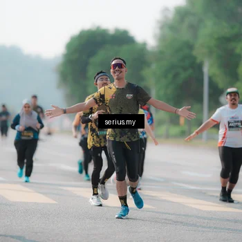 Runner Photo 6422514