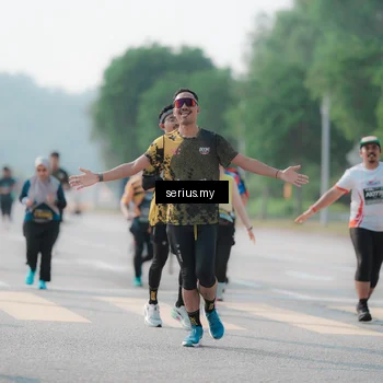 Runner Photo 6422516