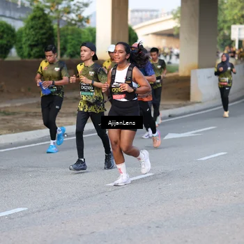Runner Photo 6422525