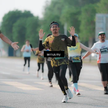 Runner Photo 6422543