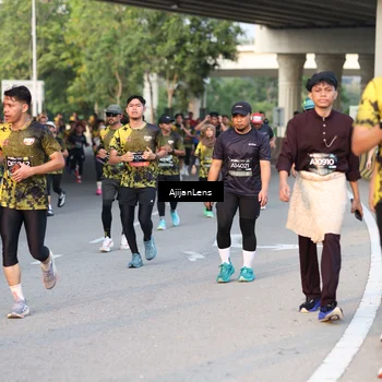 Runner Photo 6422597
