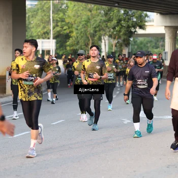 Runner Photo 6422620