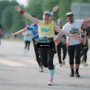 Runner Photo 6422621