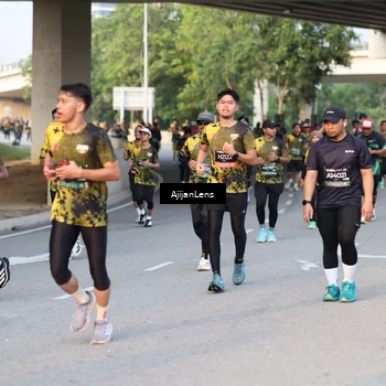 Runner Photo 6422641