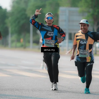 Runner Photo 6422660