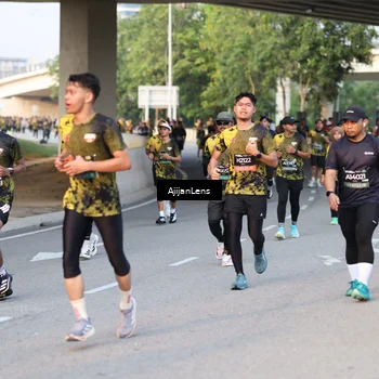 Runner Photo 6422661