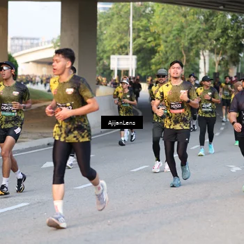 Runner Photo 6422666