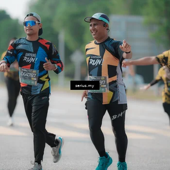 Runner Photo 6422690