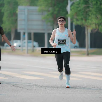 Runner Photo 6422744