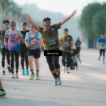 Runner Photo 6422773