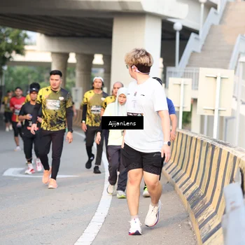 Runner Photo 6422777