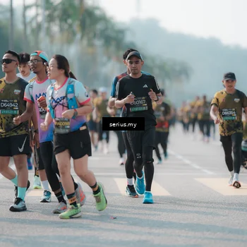 Runner Photo 6422787