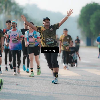 Runner Photo 6422789