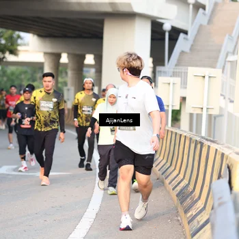 Runner Photo 6422795