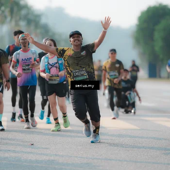 Runner Photo 6422796