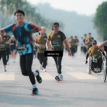 Runner Photo 6422836