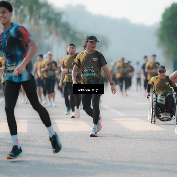 Runner Photo 6422846