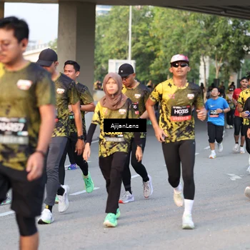 Runner Photo 6422861