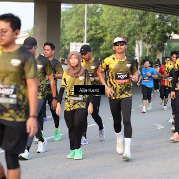 Runner Photo 6422862