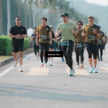 Runner Photo 6422913