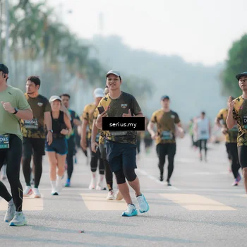 Runner Photo 6422937
