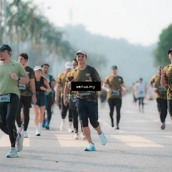 Runner Photo 6422943