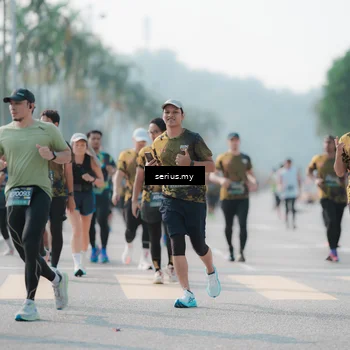Runner Photo 6422946