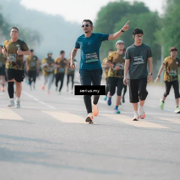 Runner Photo 6422959