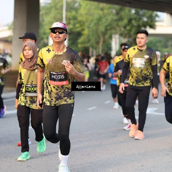 Runner Photo 6422969
