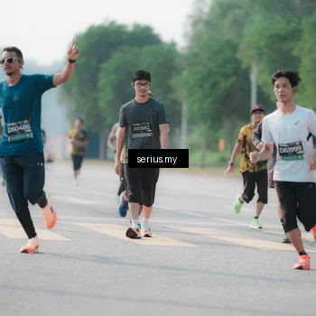 Runner Photo 6422981