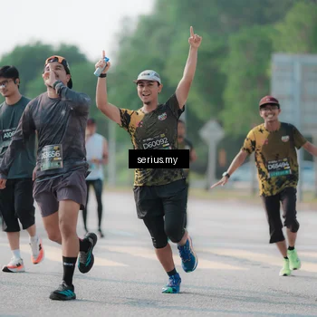 Runner Photo 6422995