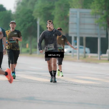 Runner Photo 6423004